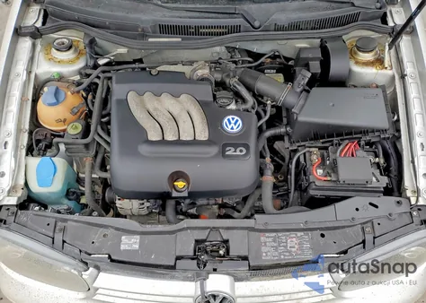 2001 Volkswagen Golf Gls z USA, uszkodzony, nr VIN 9BWGS61JX14064548